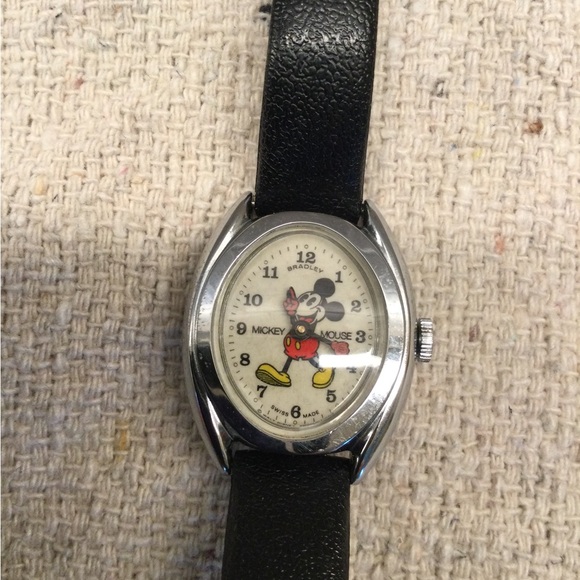 1970’s Disney’s Mickey Mouse Vintage Bradley Registered Edition Wrist Watch - Picture 7 of 8